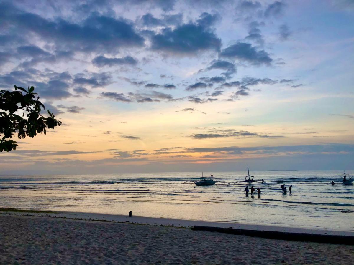 The Whitehouse By The Sea Villa Panglao Exterior photo